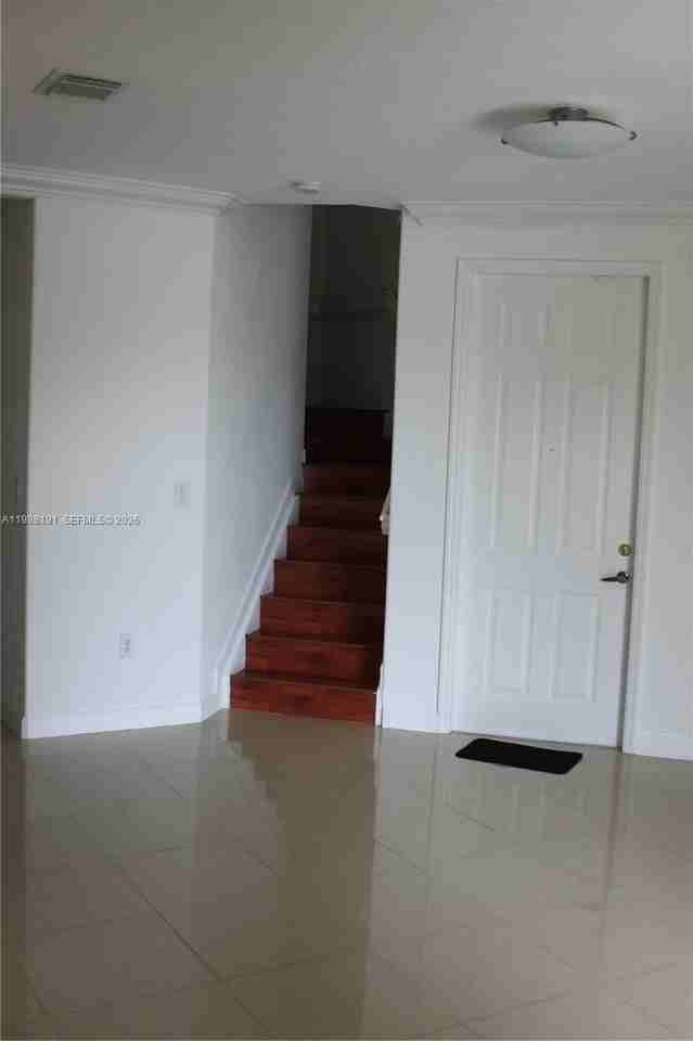 11675 Nw 78th Ln #0 - Photo 5 of 12