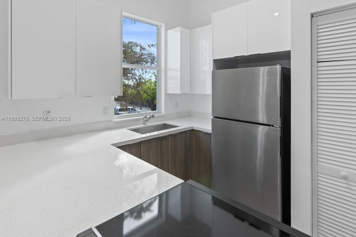 1935 Nw 71st St #B - Photo 4 of 26