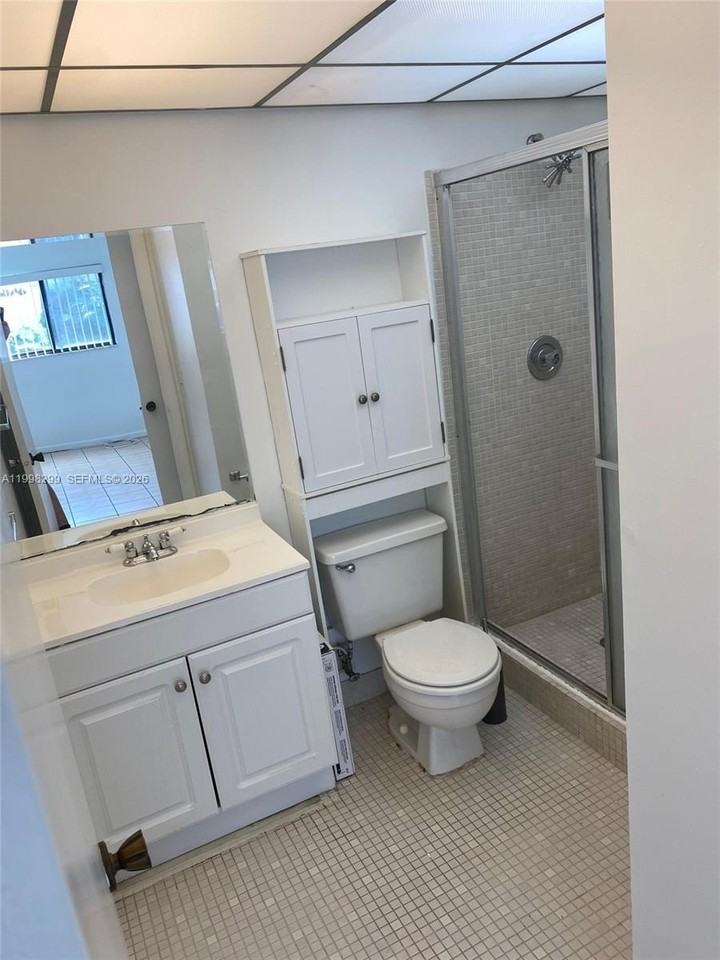 9608 W Mcnab Rd #103 - Photo 6 of 8