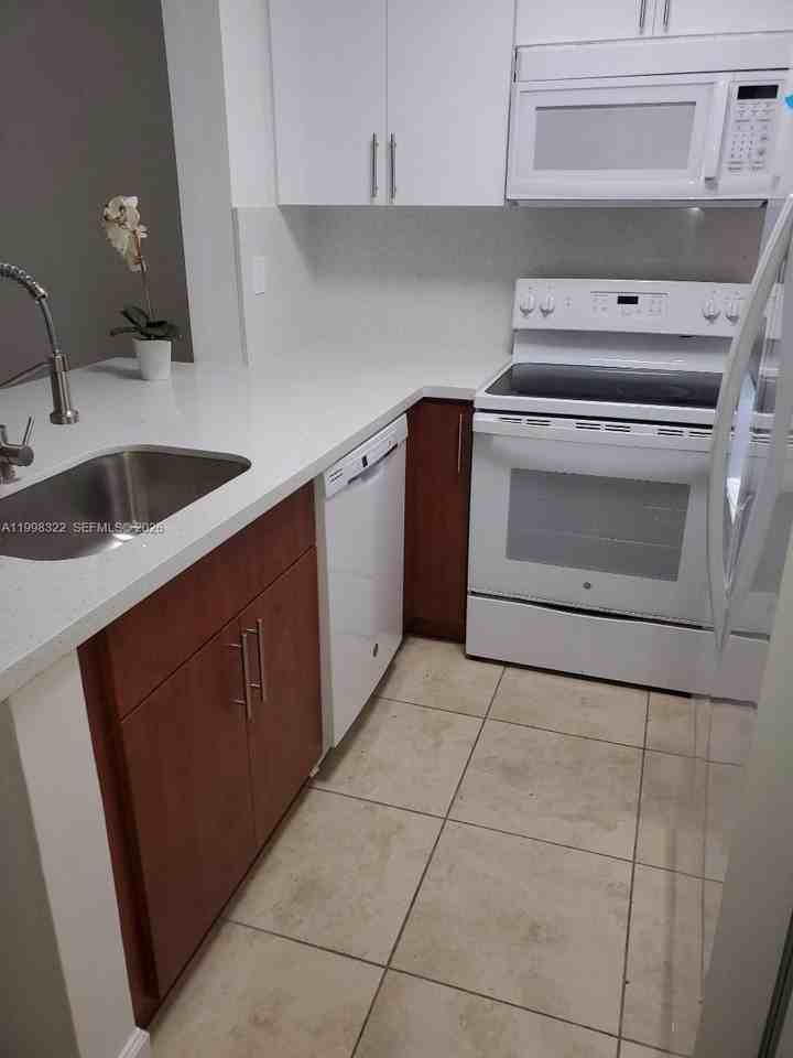 15241 Sw 80th St #307 - Photo 2 of 13