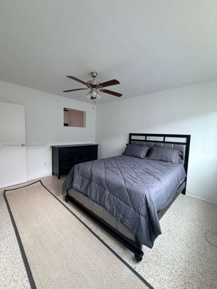 790 81st St #3 - Photo 4 of 14