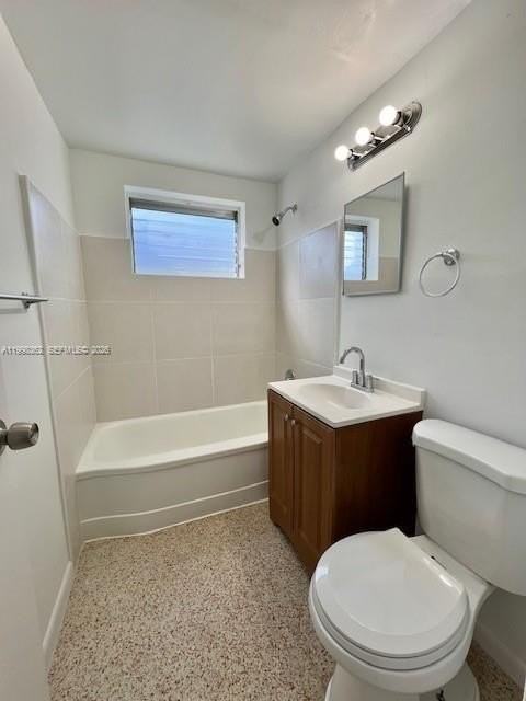 790 81st St #3 - Photo 5 of 14