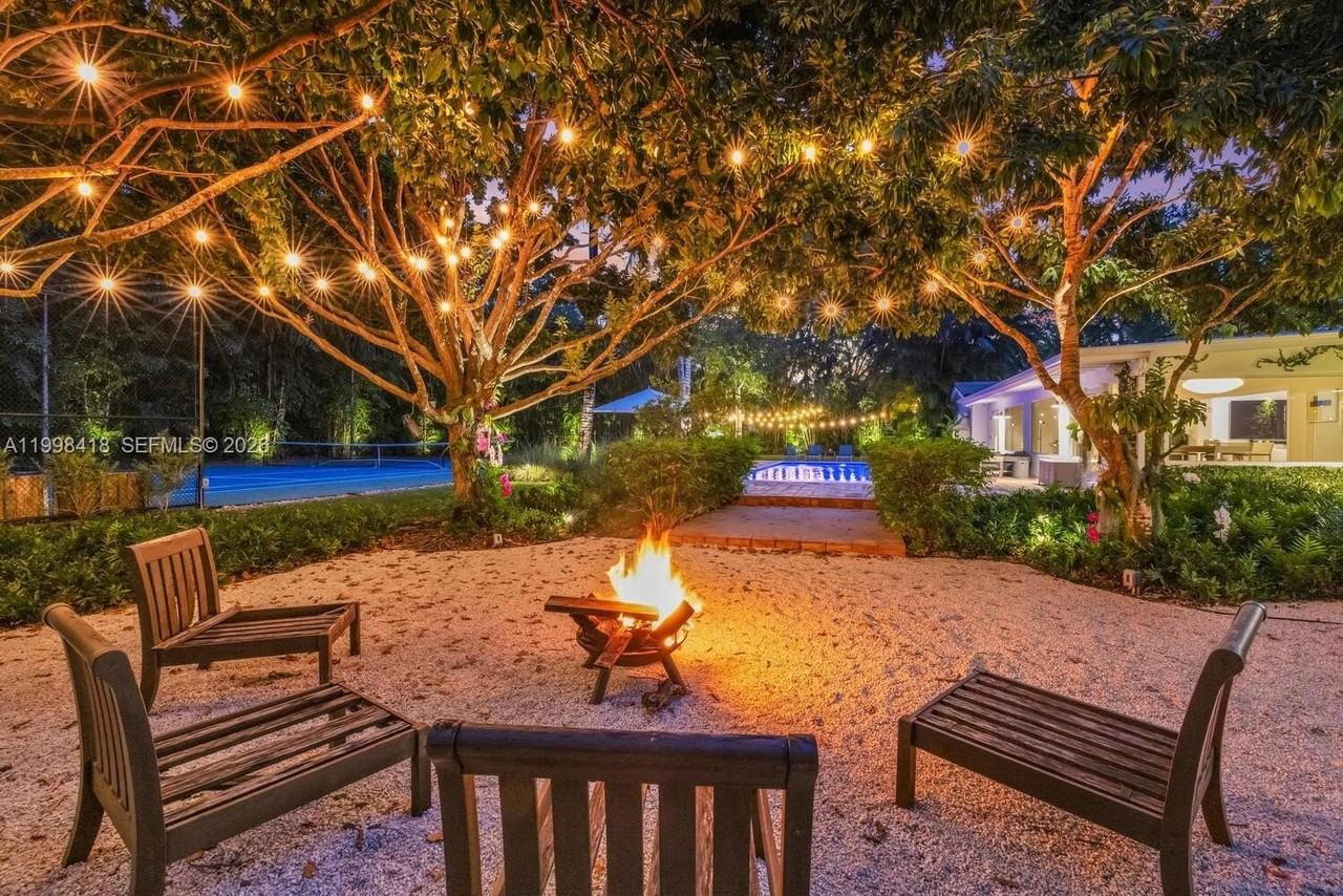 6140 Sw 90th St - Photo 2 of 45