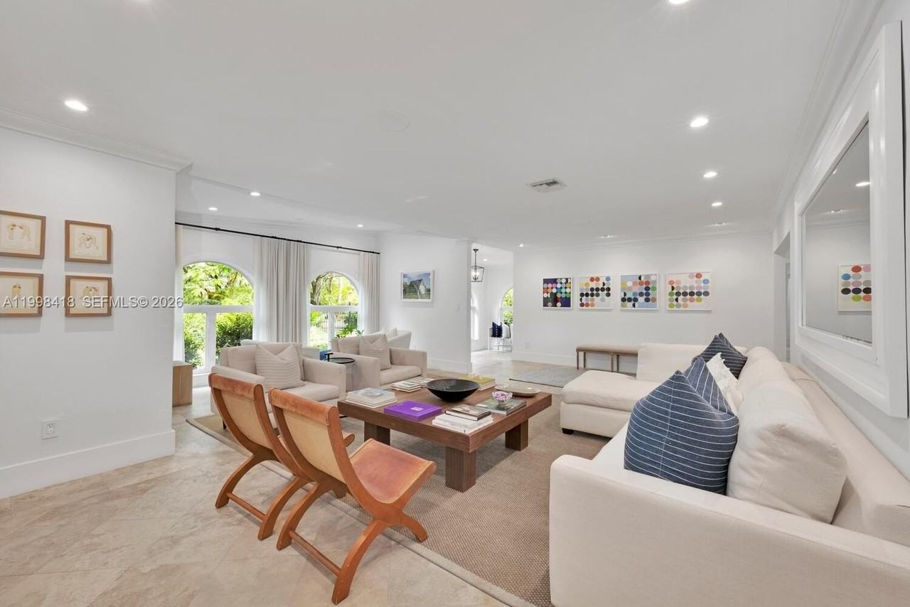 6140 Sw 90th St - Photo 7 of 45