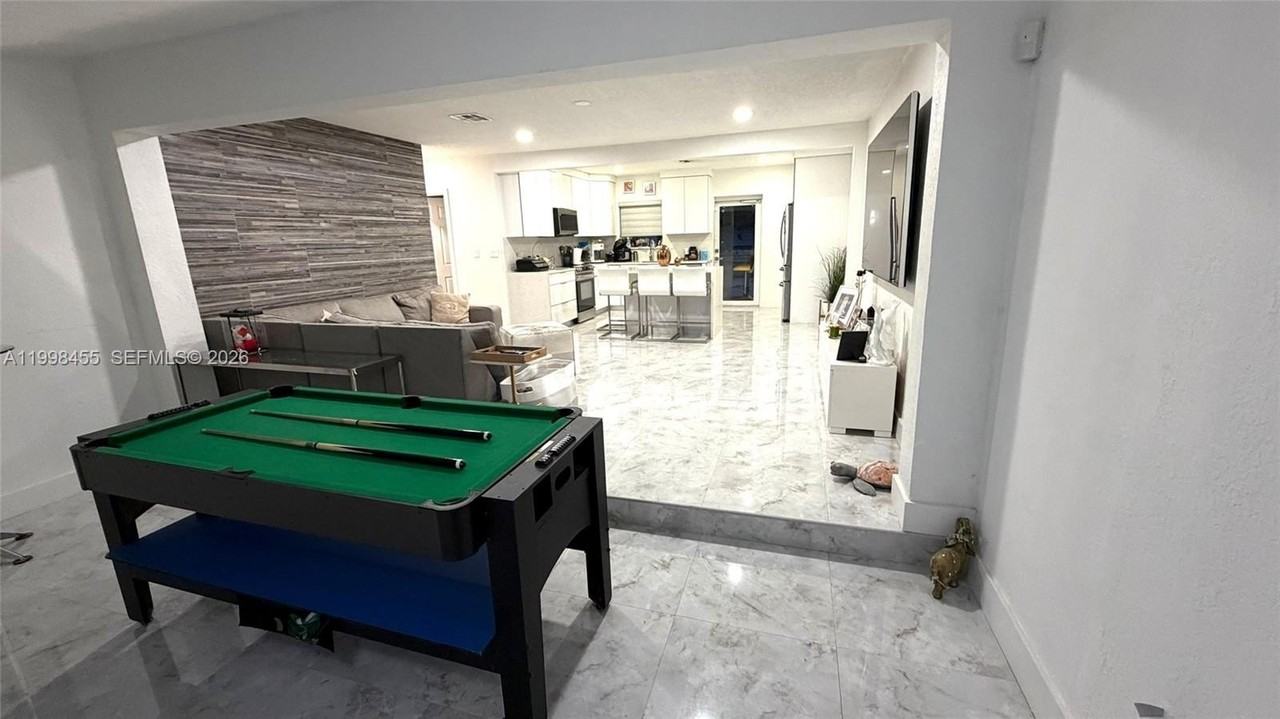 1555 Sw 21st Way #1555 - Photo 6 of 20