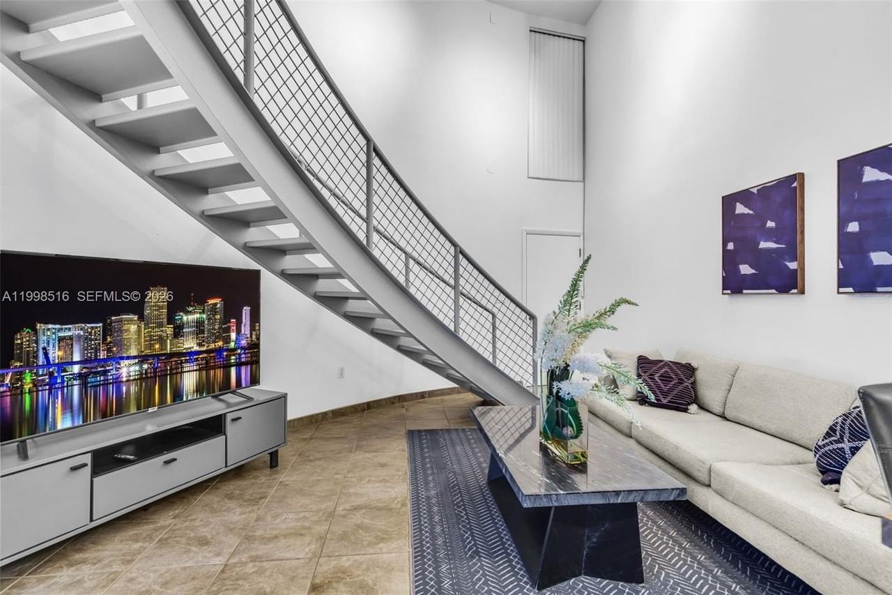 3225 Sw 58th Ave #BACK - Photo 4 of 30