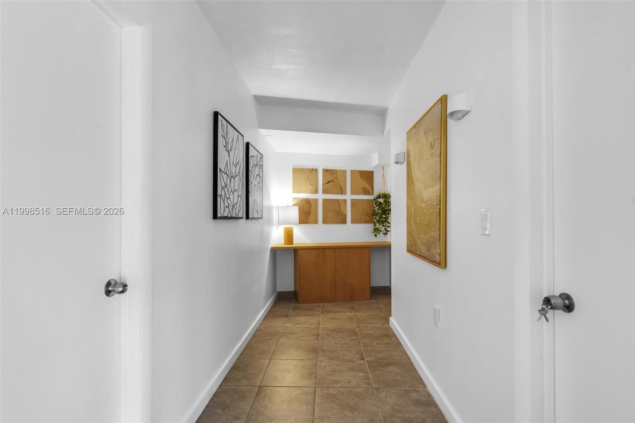 3225 Sw 58th Ave #BACK - Photo 7 of 30