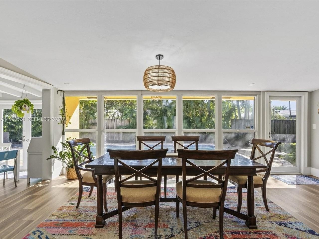 2648 Ne 26th Ave - Photo 5 of 50