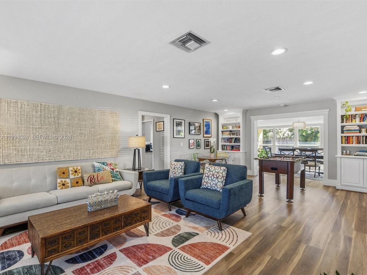 2648 Ne 26th Ave - Photo 7 of 50