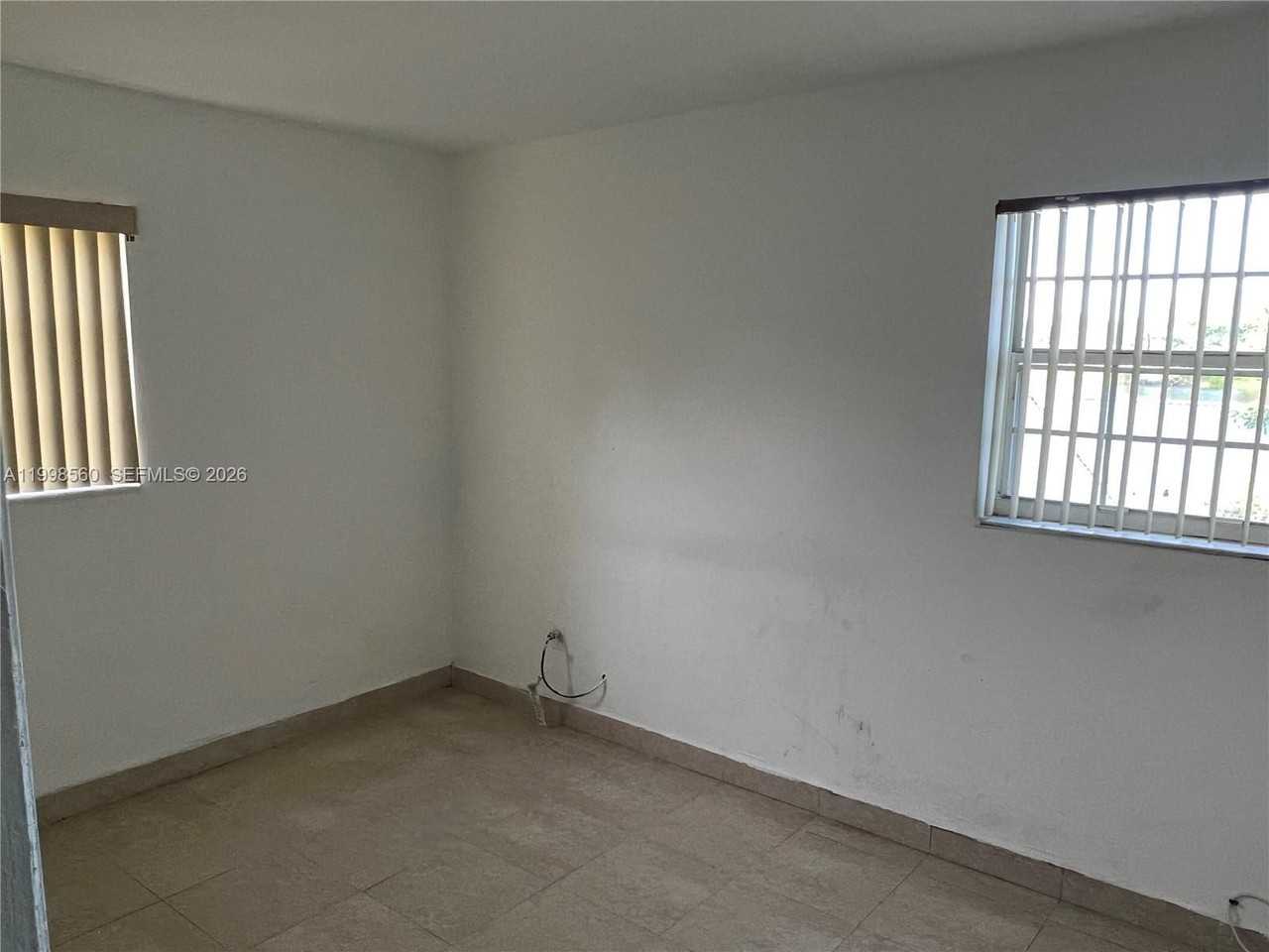 1710 Nw 5th Ave #1710 - Photo 6 of 17