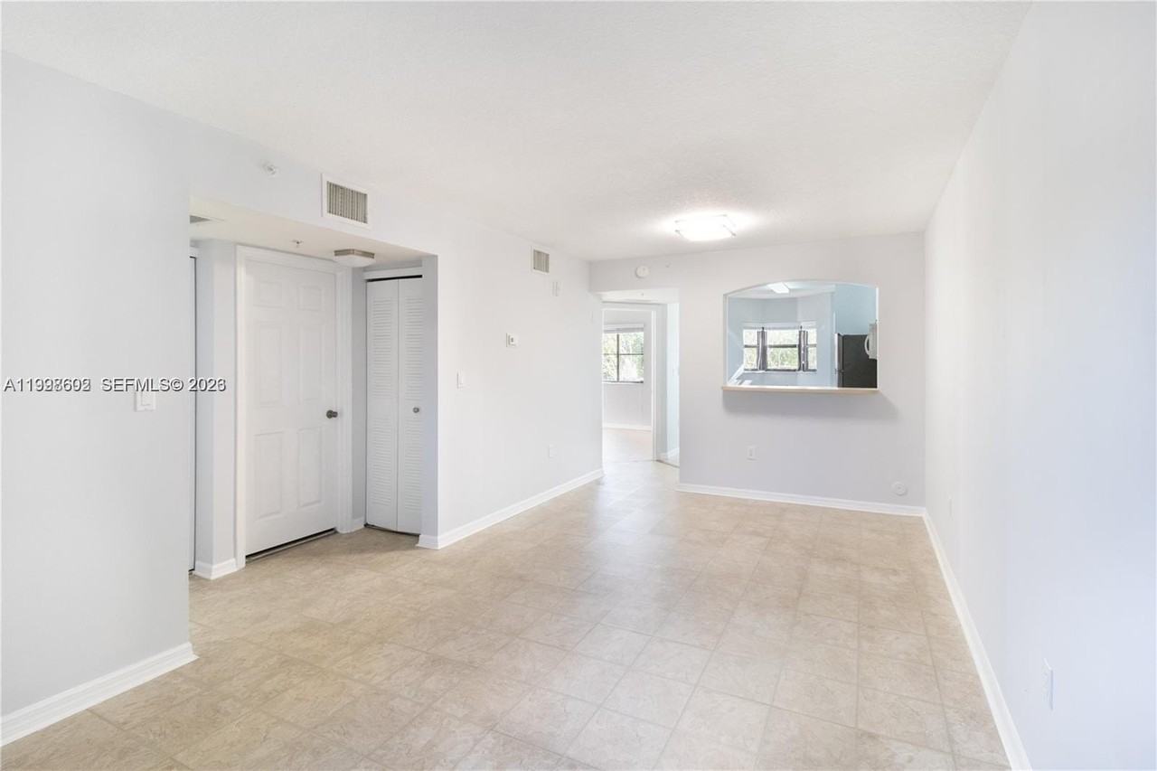 22801 Sw 88th Pl #204 - Photo 2 of 27