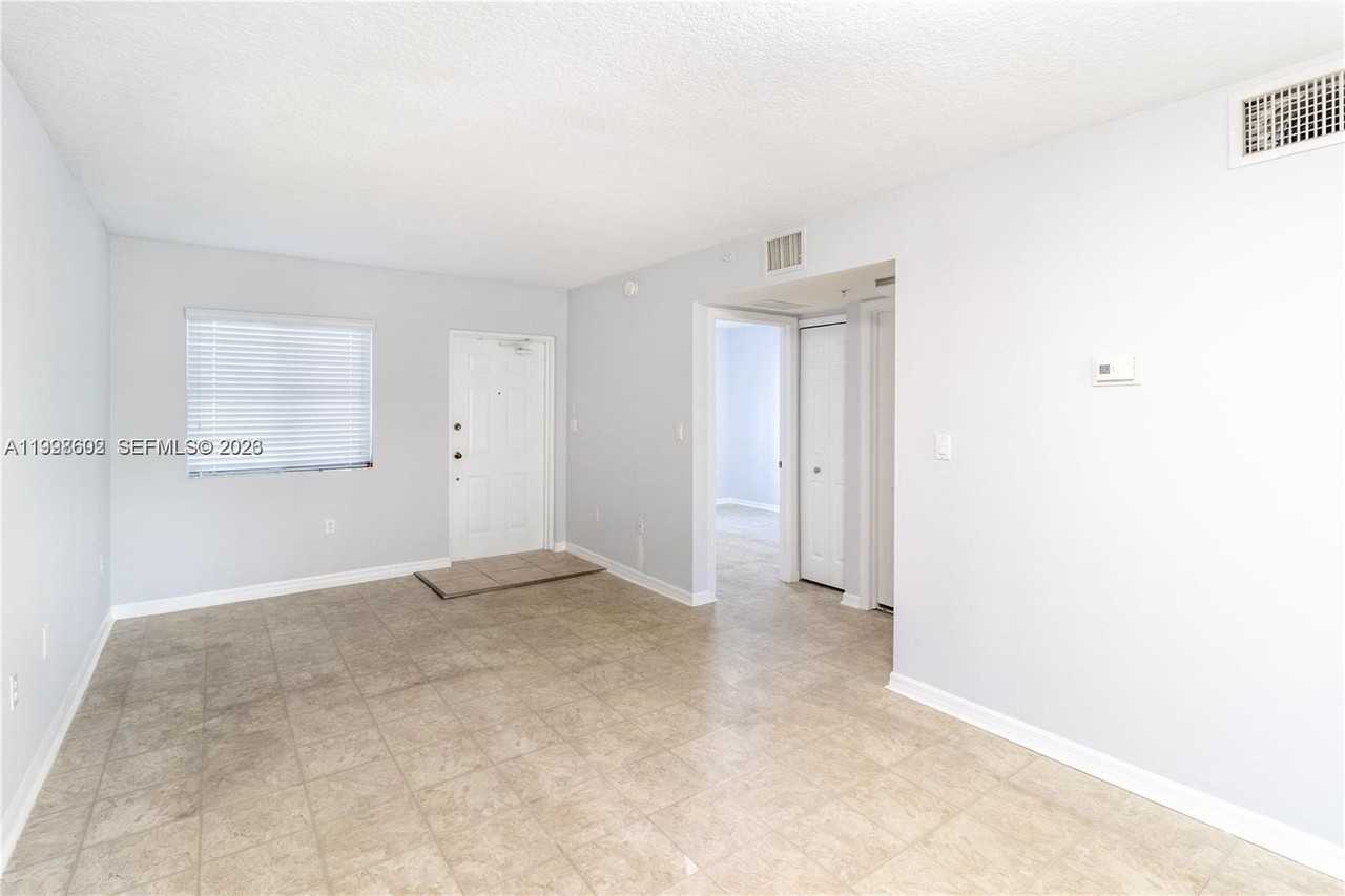 22801 Sw 88th Pl #204 - Photo 3 of 27