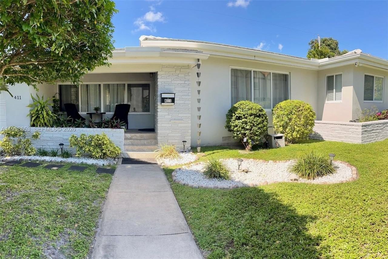 411 Alesio Ave - Photo 2 of 22