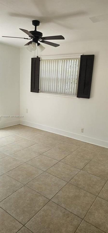 6350 Sw 3rd St - Photo 4 of 18