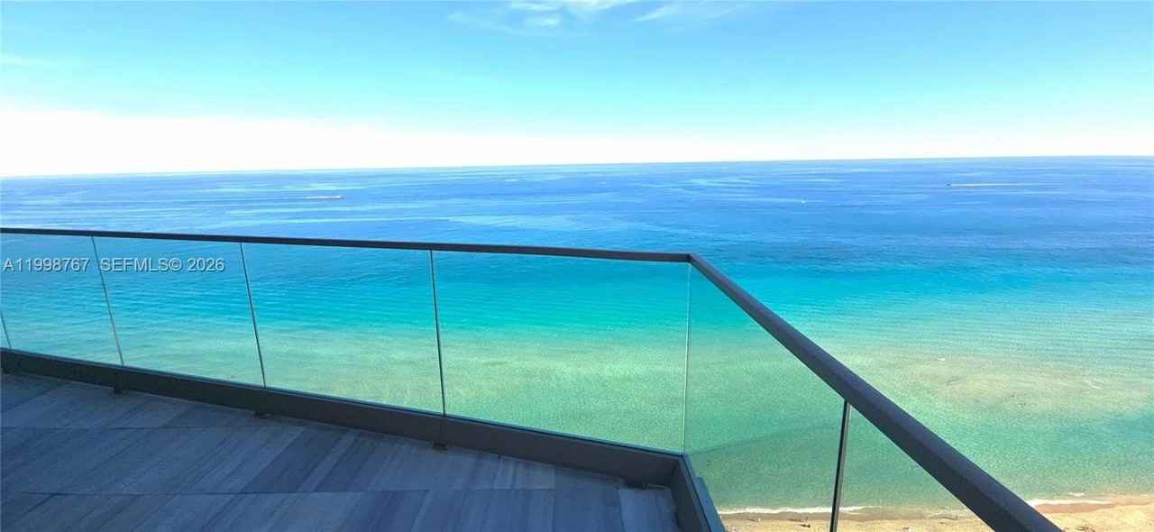 17901 Collins Ave #2604