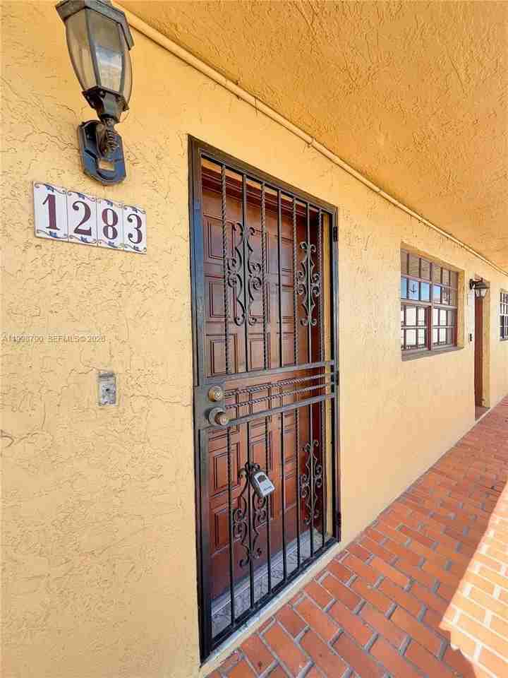 1283 W 51st Pl #12 - Photo 2 of 50