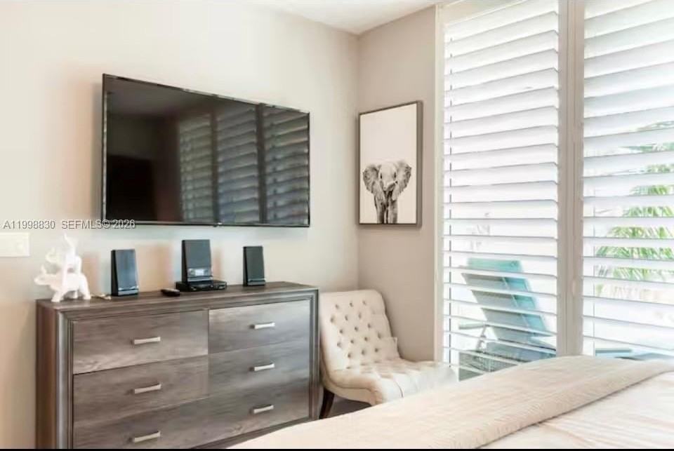 450 N Federal Hwy #102 - Photo 7 of 14