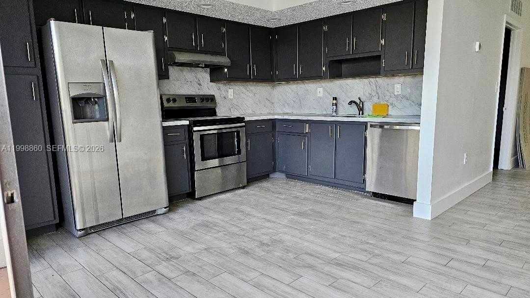 8075 Sw 107th Ave #311 - Photo 2 of 38
