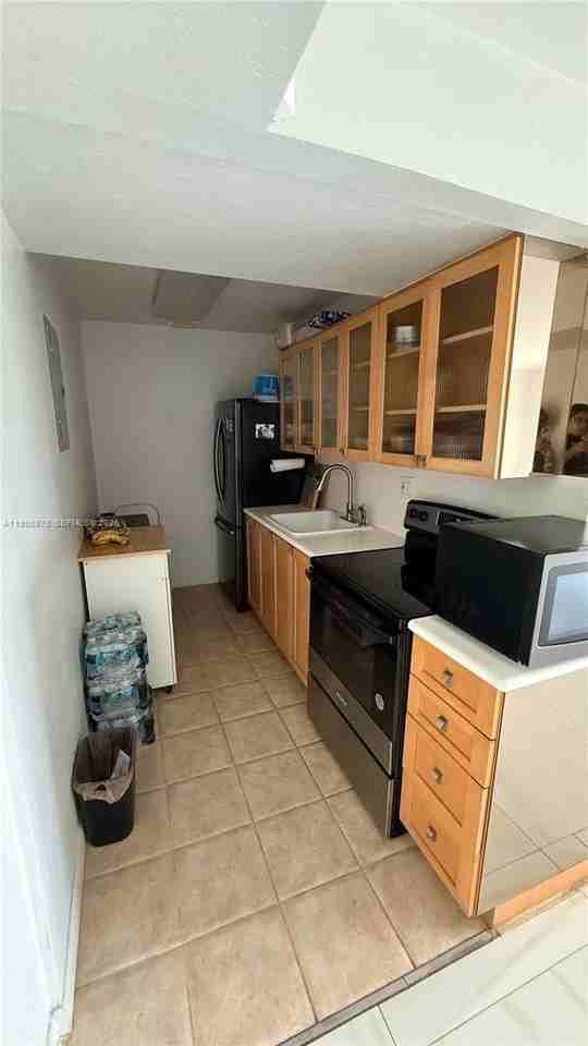 4841 Nw 7th St #310-4 - Photo 7 of 17