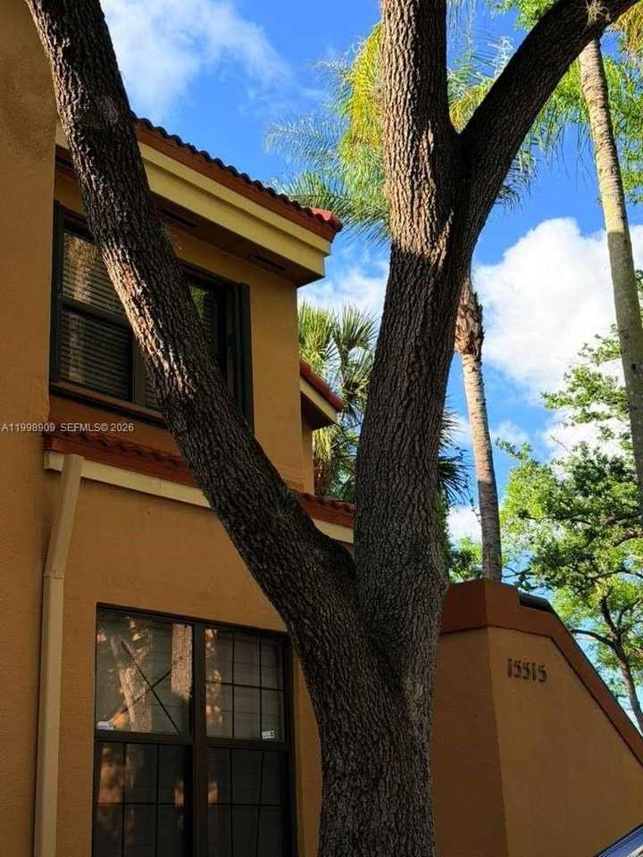 15515 Miami Lakeway N #202-11 - Photo 3 of 35