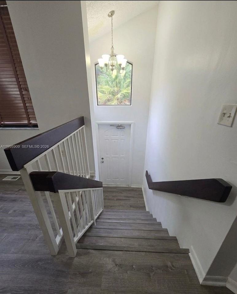 15515 Miami Lakeway N #202-11 - Photo 5 of 35