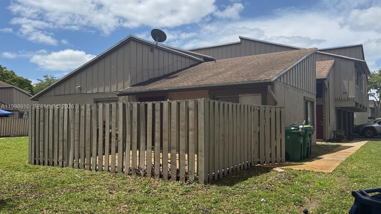 2115 Nw 57th Ave #16C - Photo 2 of 25