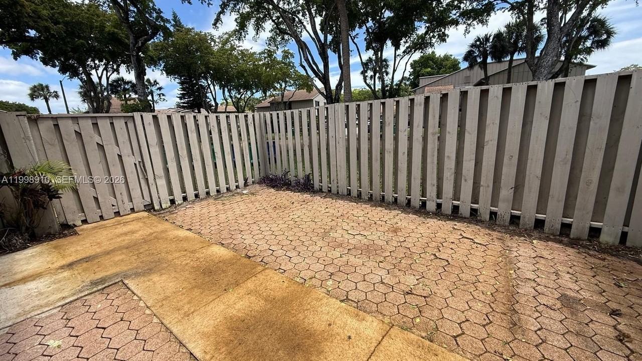 2115 Nw 57th Ave #16C - Photo 6 of 25