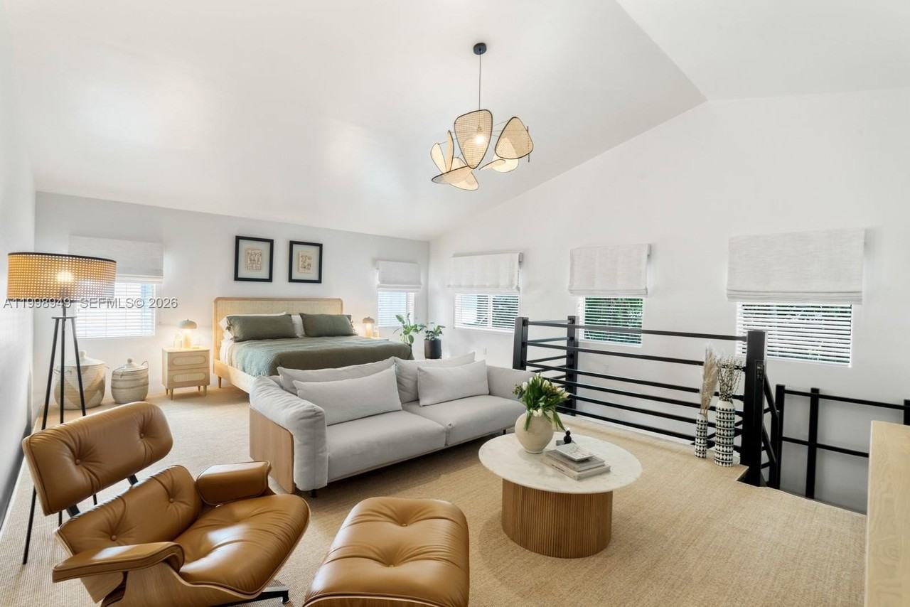 1310 Flamingo Way - Photo 4 of 34