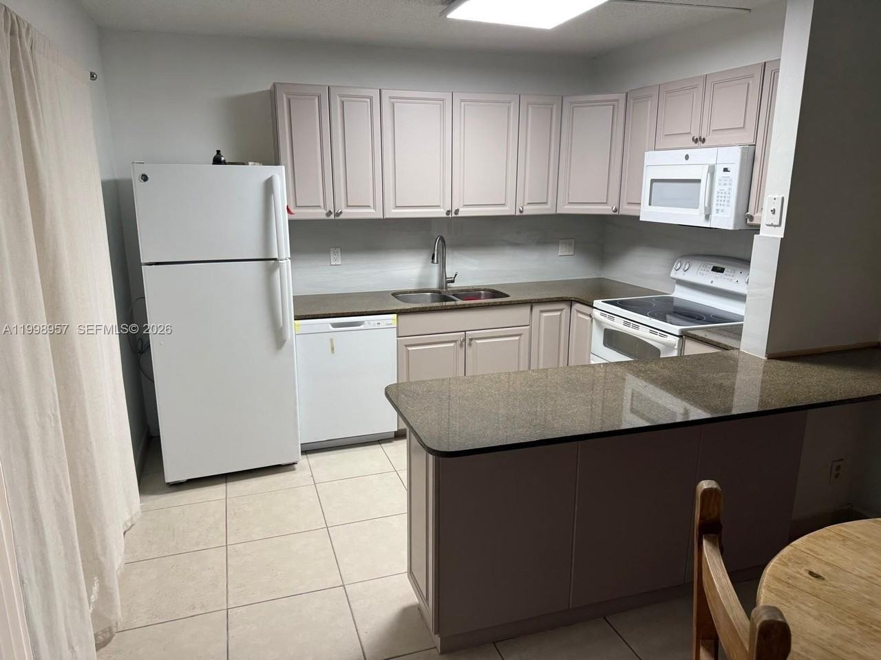 1544 Forest Lakes Cir #D - Photo 7 of 27