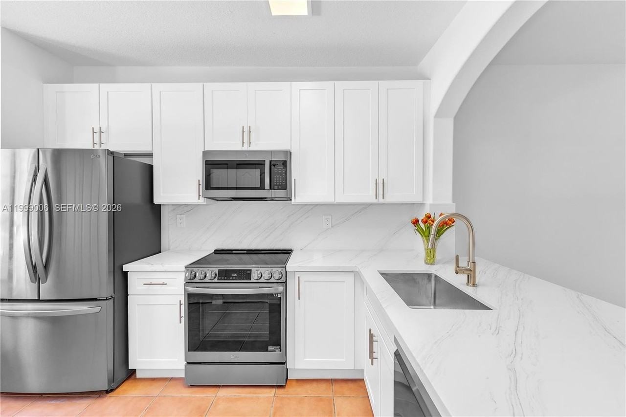 15750 Sw 92nd Ave #20C - Photo 7 of 25