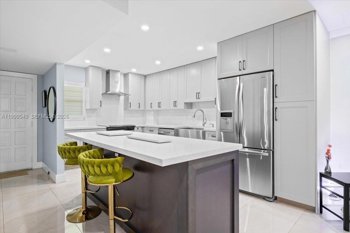 6001 N Falls Circle Dr #310 - Photo 6 of 32