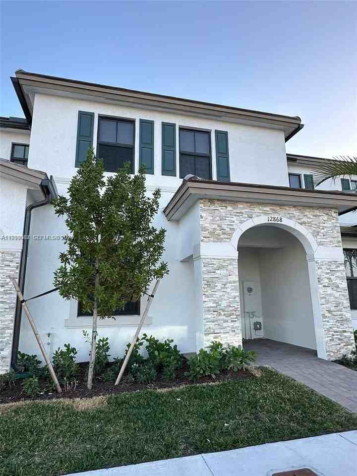 12868 Sw 232nd Ter - Photo 3 of 48
