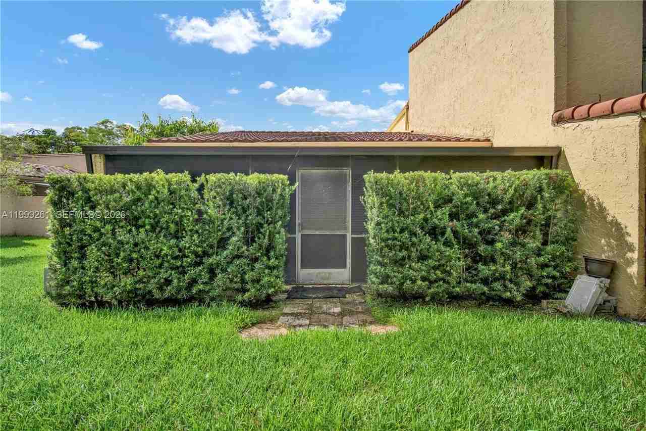 3996 Estepona Ave #4A1 - Photo 5 of 41