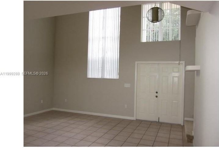 9721 Sw 155th Ave - Photo 7 of 23