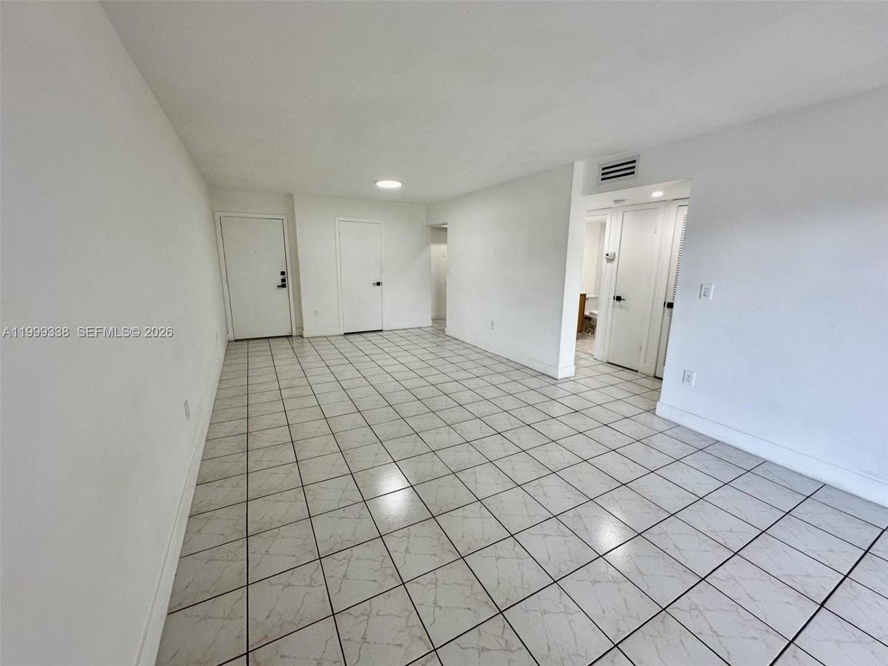 706 Nw 87th Ave #205 - Photo 7 of 18