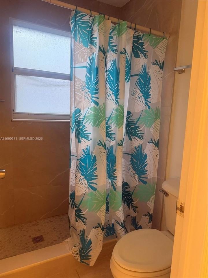 2953 Se 15th Ter #2953 - Photo 7 of 16
