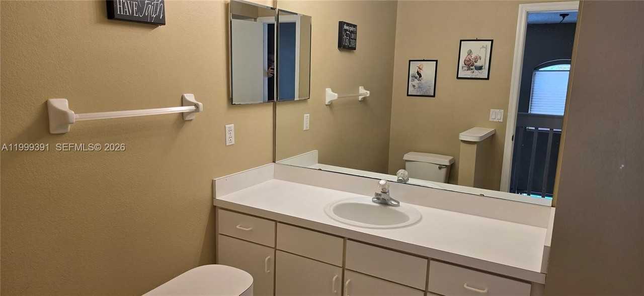 3234 Brewster Dr - Photo 7 of 9