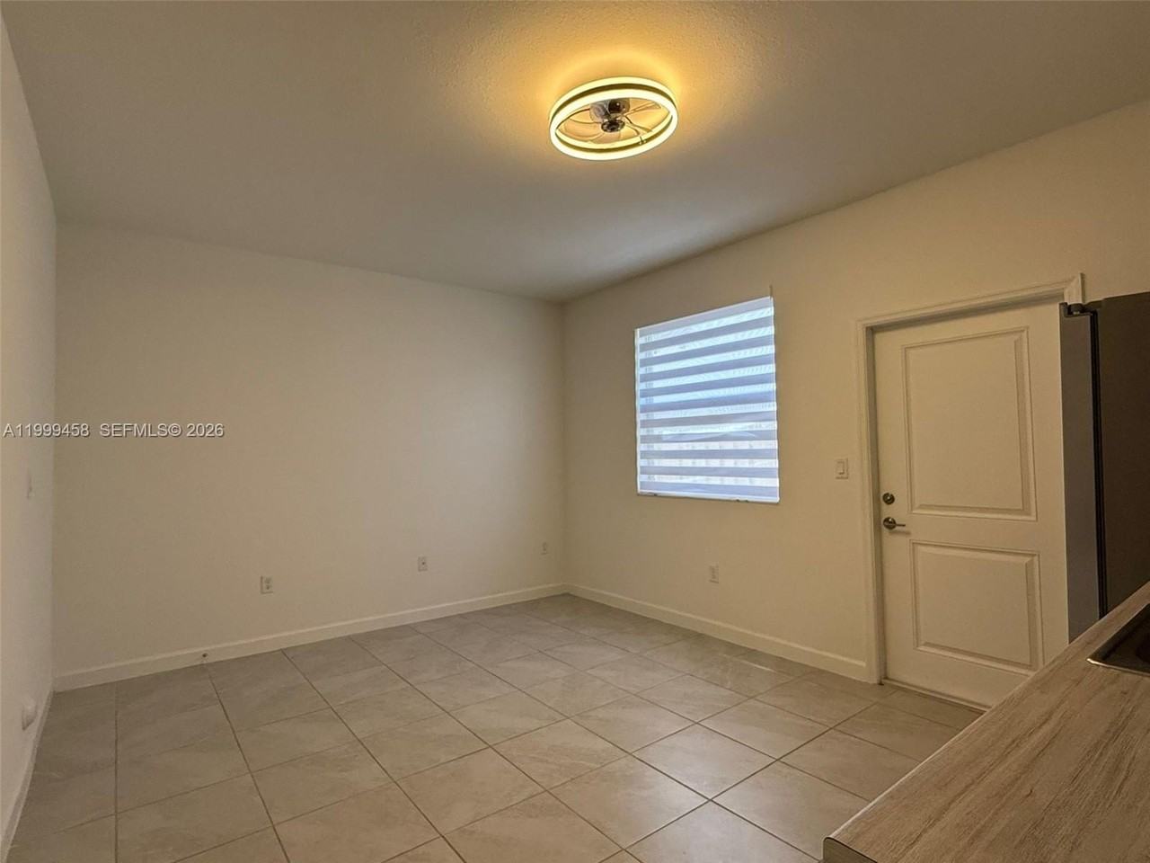 11909 Sw 244th St - Photo 5 of 12