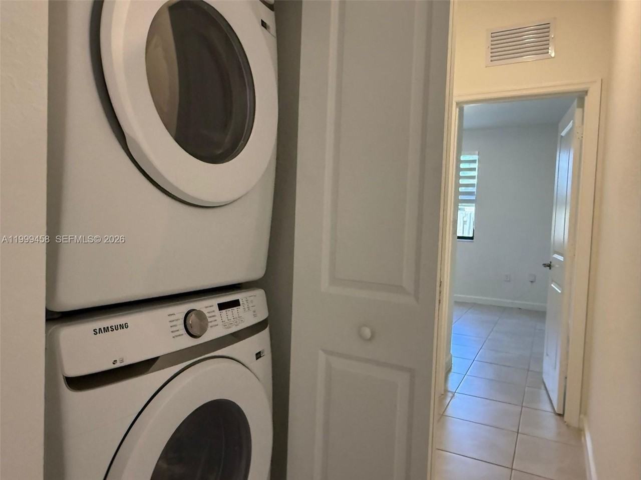 11909 Sw 244th St - Photo 6 of 12