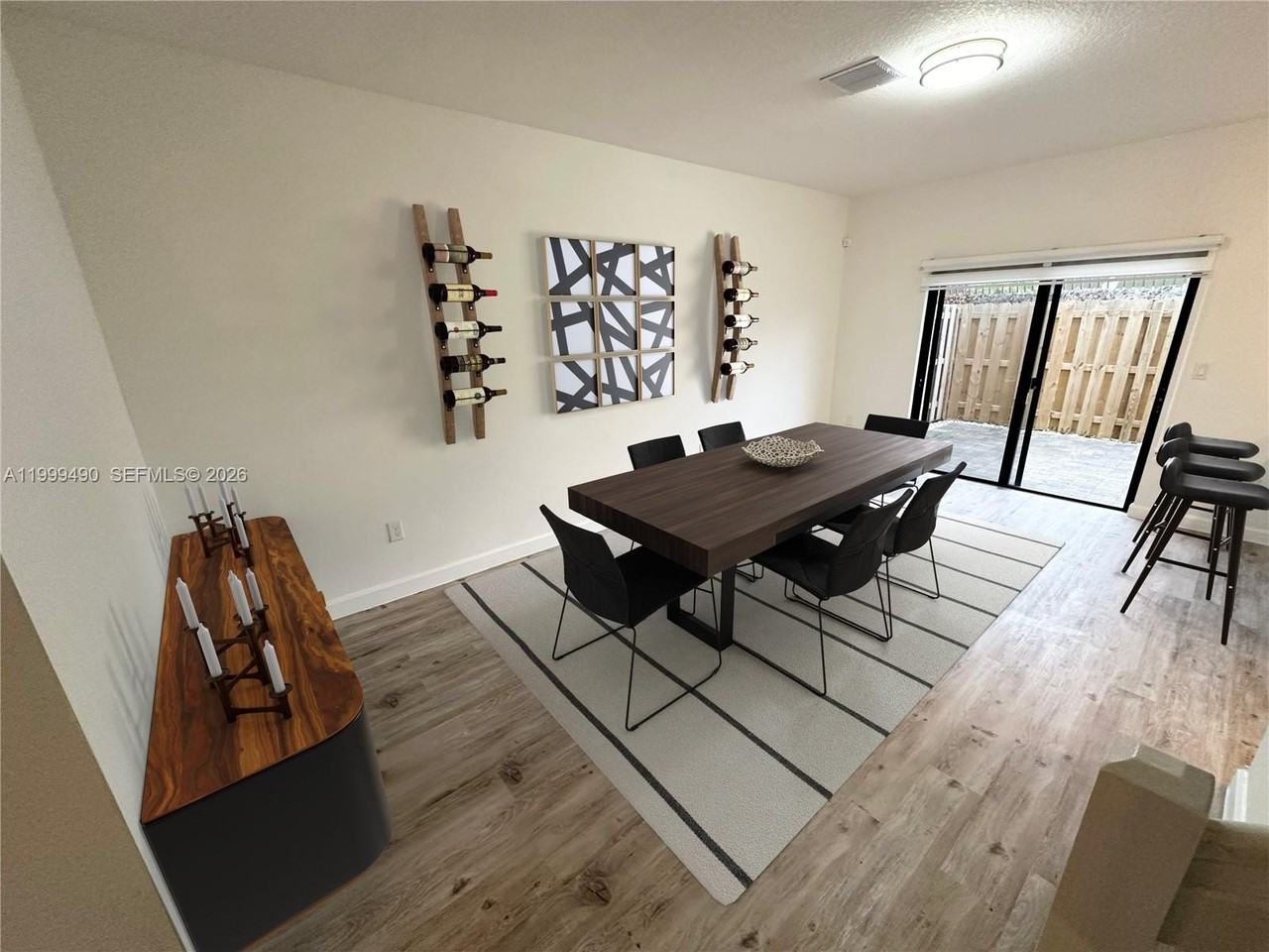 949 Ne 211th St - Photo 6 of 28