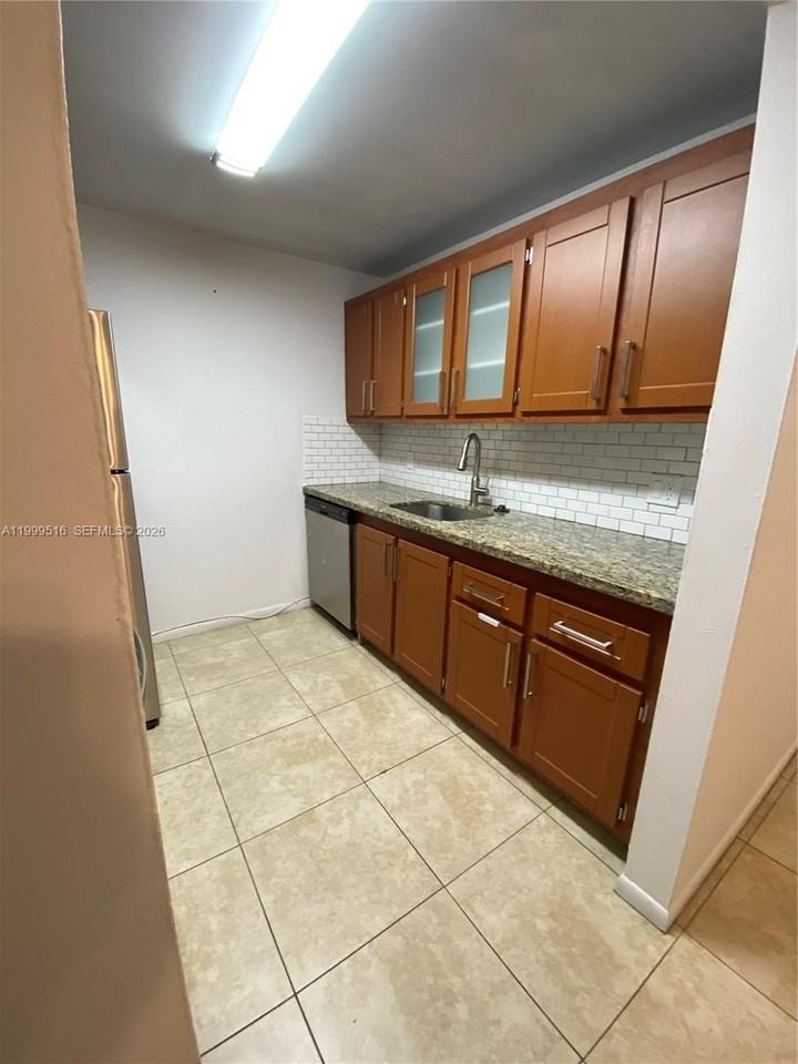 301 Sw 135th Ave #209C - Photo 5 of 21