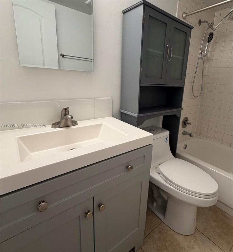 301 Sw 135th Ave #209C - Photo 7 of 21