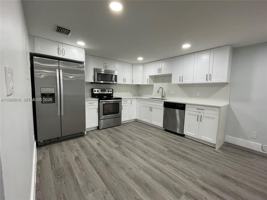 featured image of 4725 Sw 62nd Ave #103
