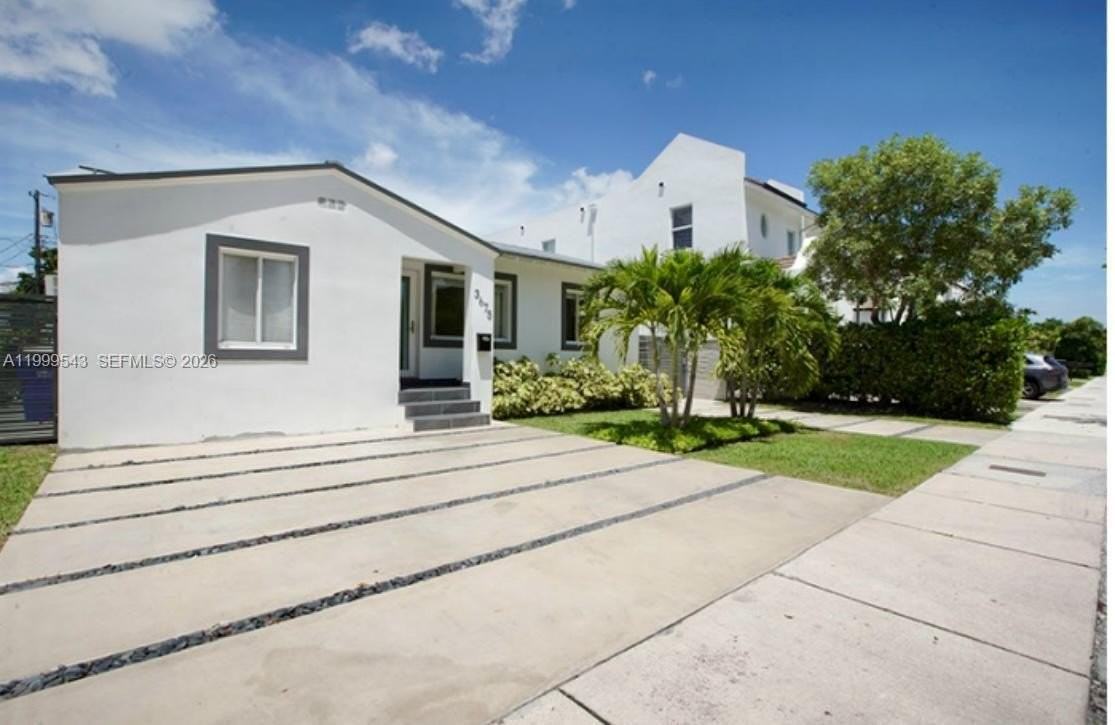 3675 Sw 26th St - Photo 3 of 29