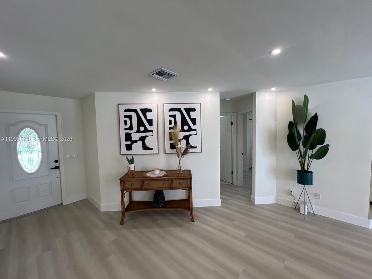 503 Jackson Ave - Photo 3 of 35