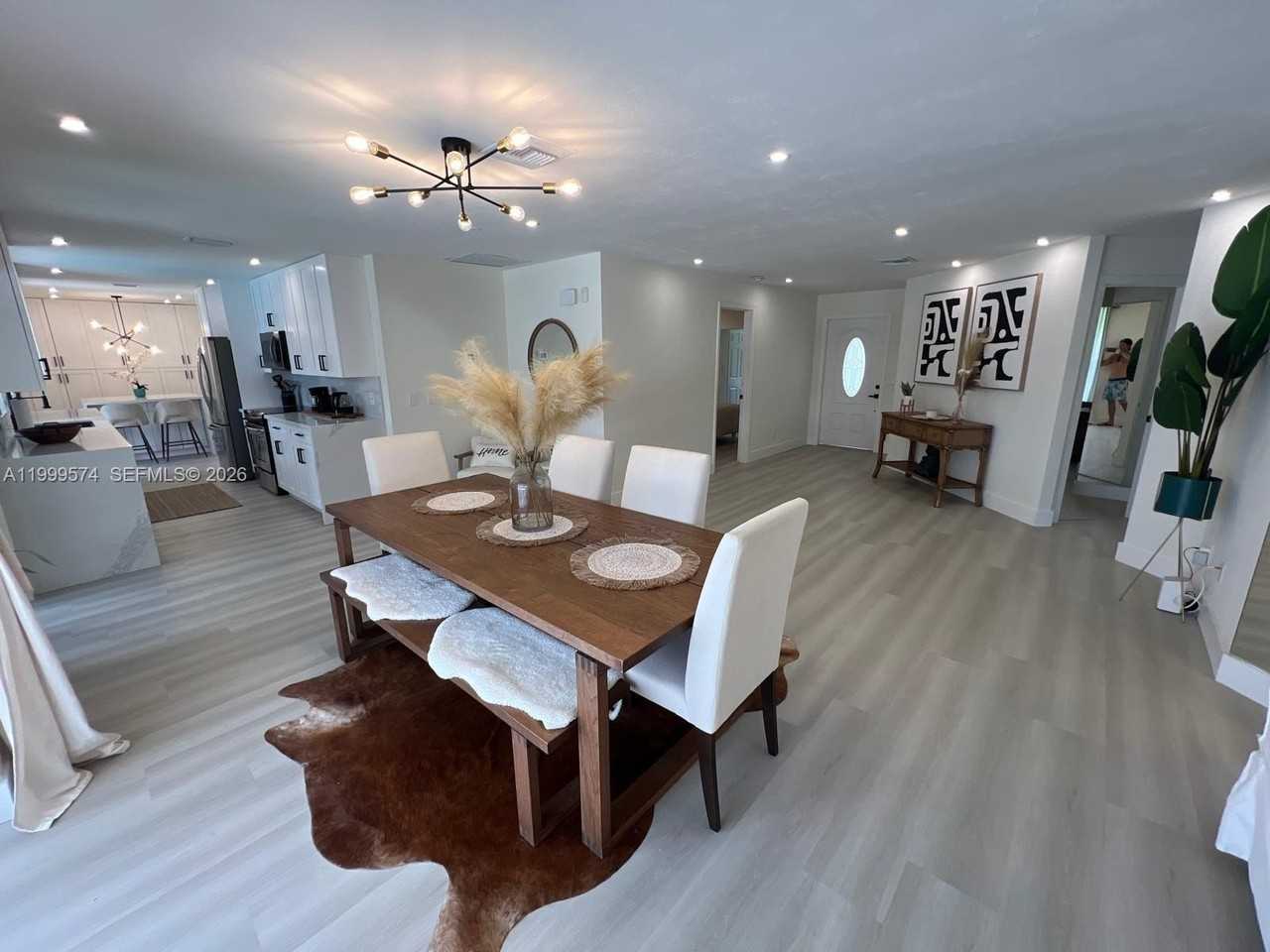 503 Jackson Ave - Photo 6 of 35