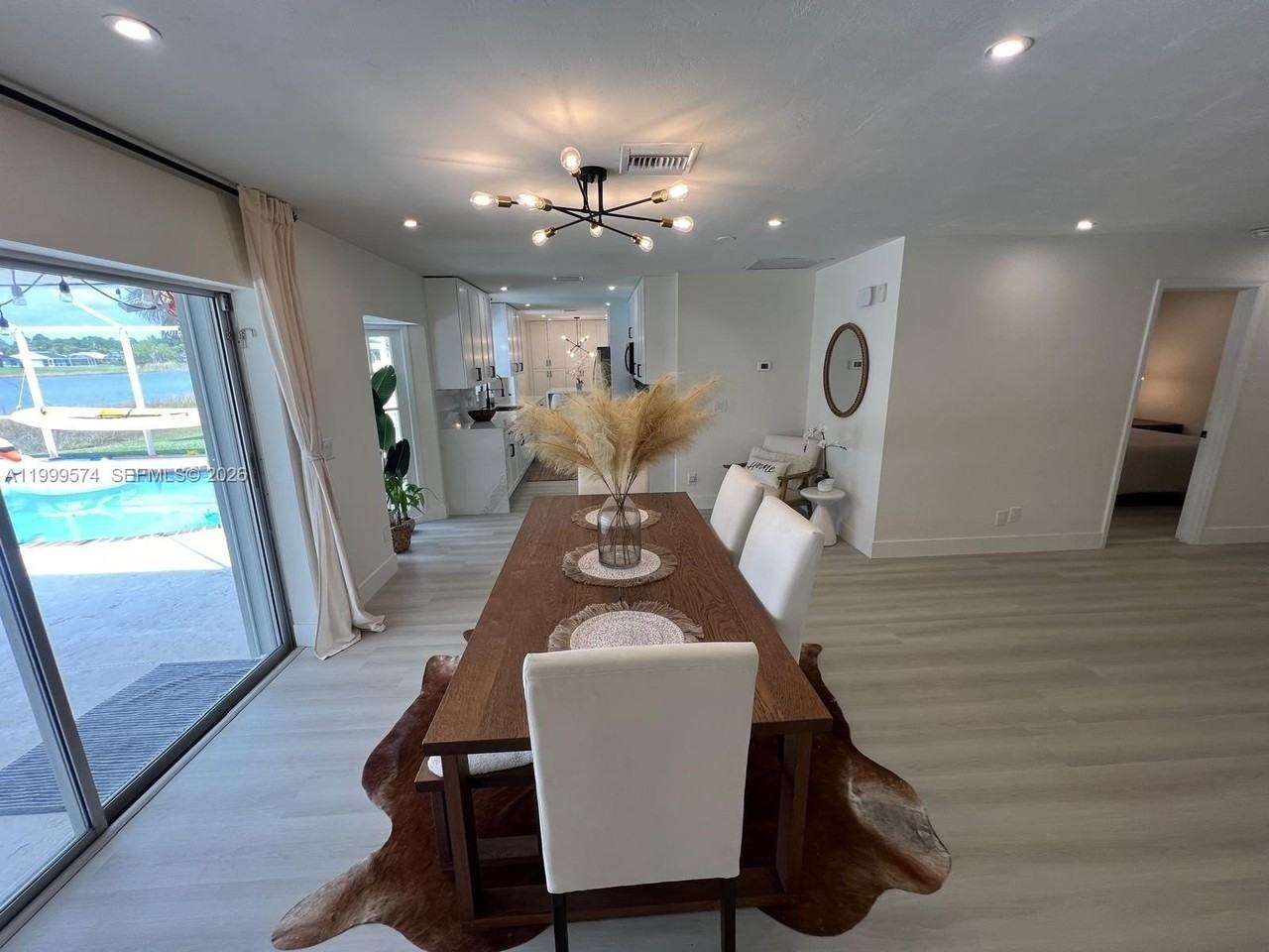 503 Jackson Ave - Photo 7 of 35