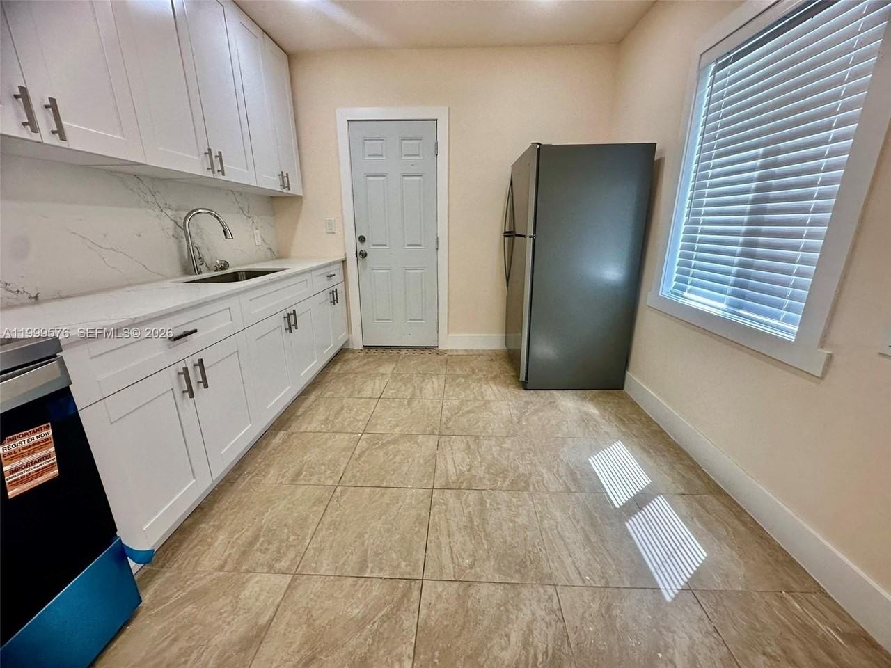 2014 Nw 43rd St - Photo 5 of 15