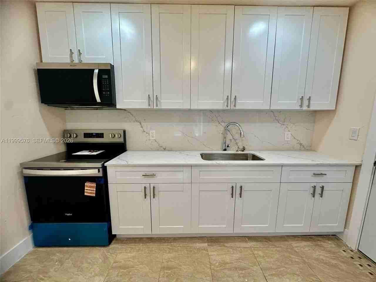 2014 Nw 43rd St - Photo 6 of 15