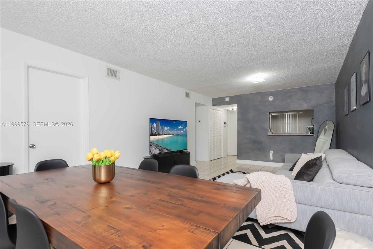 8885 Fontainebleau Blvd #205 - Photo 6 of 34